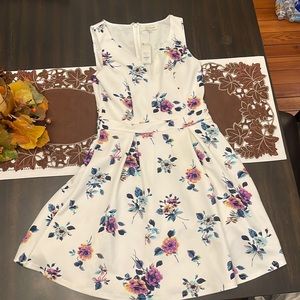 Floral pleated dress